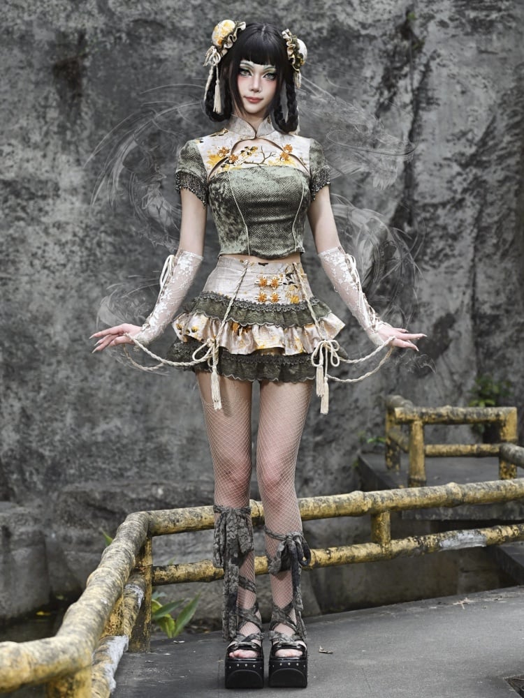 Grünes Cheongsam-Kragen-Gothic-Top mit Perlenquasten-Manschetten
