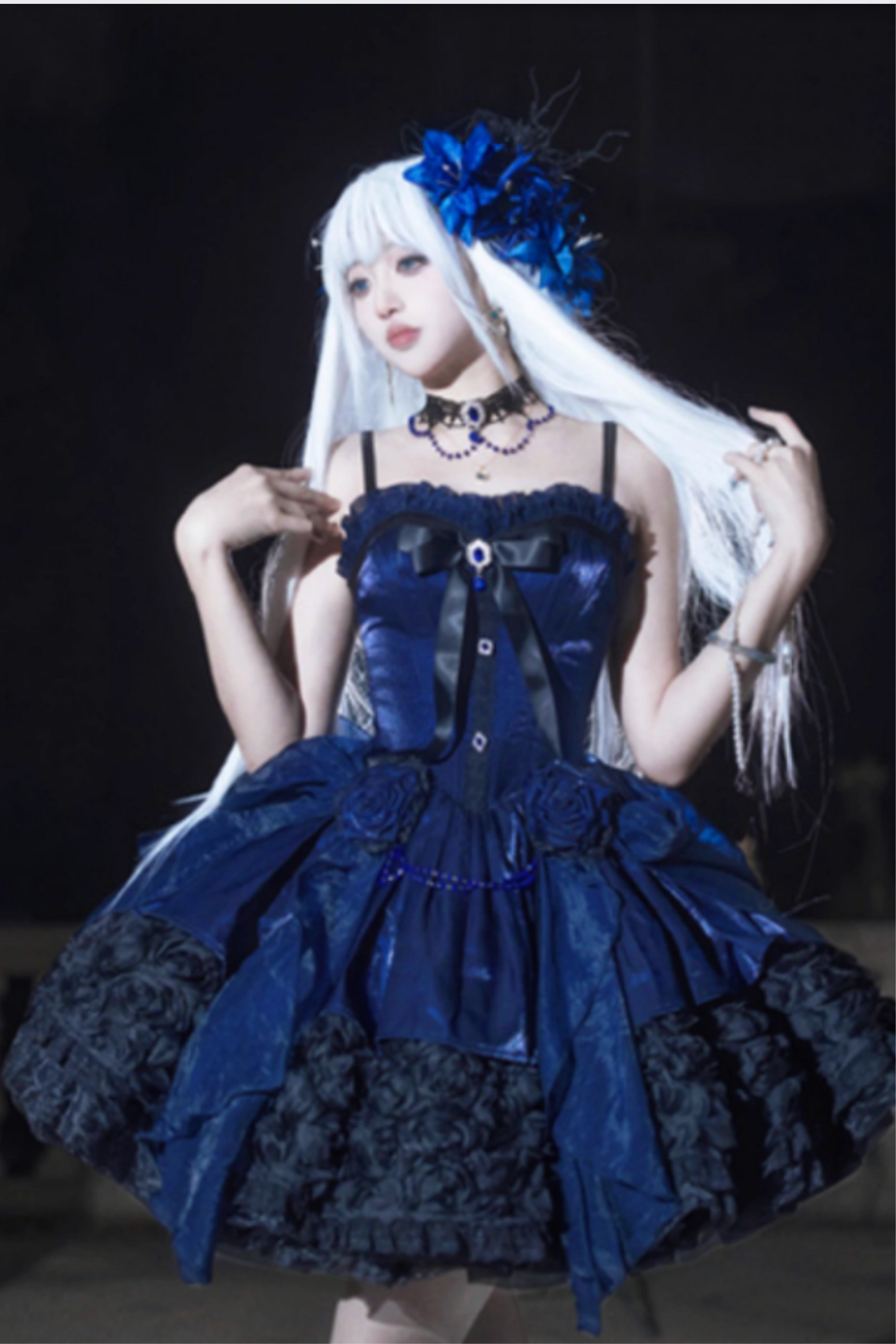 Set reservations: Trailing Gothic for Elegant Gorgeous Deadline 28th Rose April + Version Dress