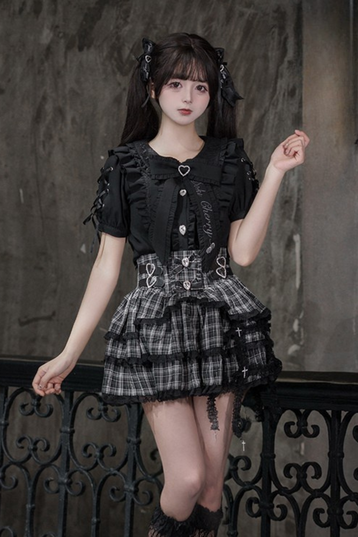 マインバードケージ + ブラックスカートリボンシャツ予約コード