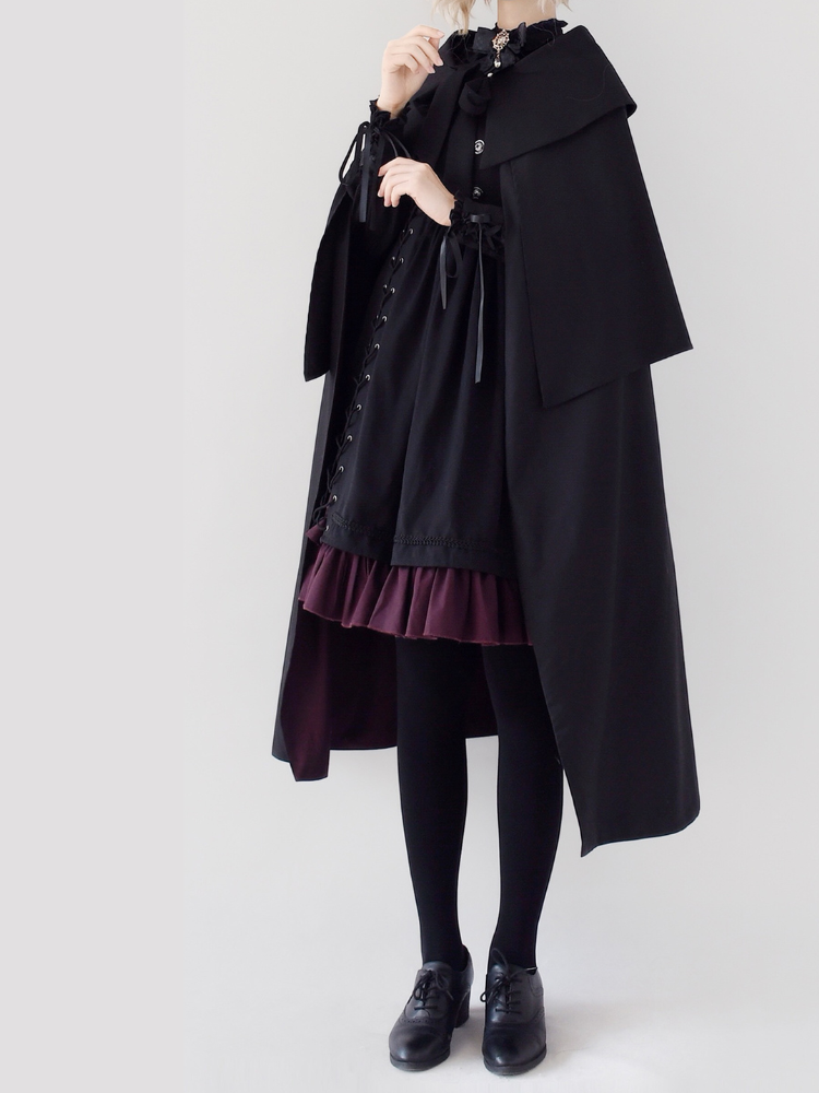 Eleganter Gothic Oversize Umhang mit Umschlagkragen