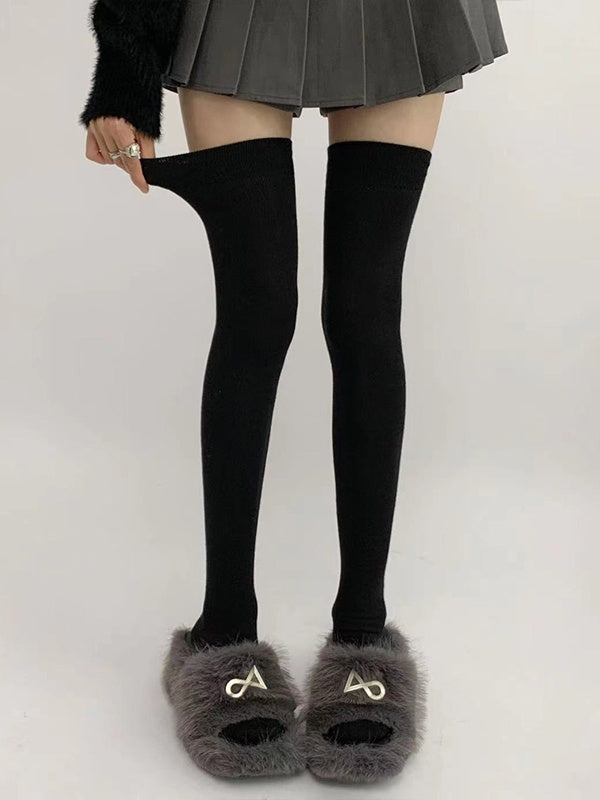 Cute Gray Extended Knee Dark Gray/Black/Black Stockings Over
