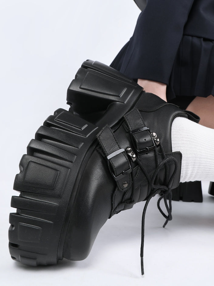 Buckle Shoes Black with Closure Lace-up Details Platform