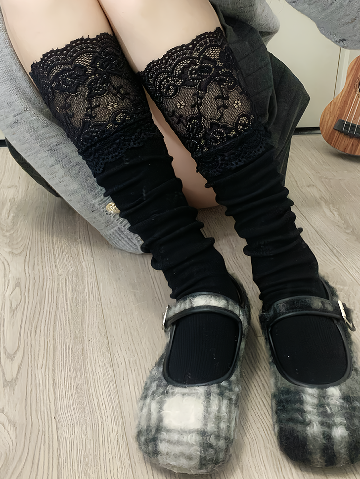 White/Gray/Black Sweet Lace Trim Calf Socks