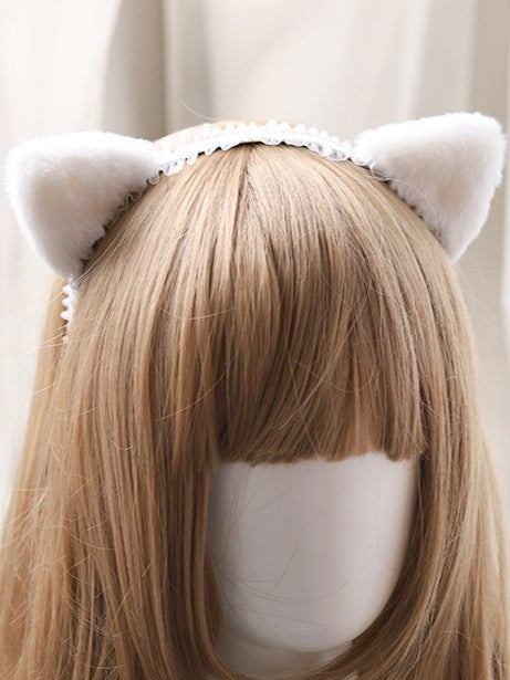 White Plush Cat KC Lace Ear