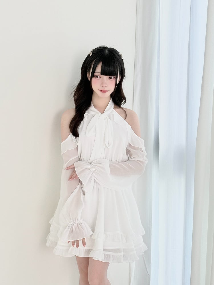 Ästhetische Jirai-Taille für weiße Schultern – gesmoktes Kleid, Clean Kei, Ausschnitt, Rüschen, gestuft