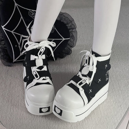 Yami Kawaii Black Round Toe Platform Sneakers
