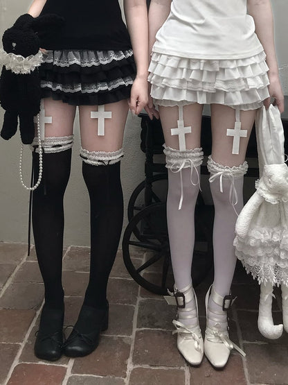Trim Black/White Gothic Mini Tiered Lace Skort with