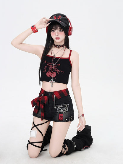 赤いデニムショートパンツ チェック柄 蝶結び 黒 グラマラス