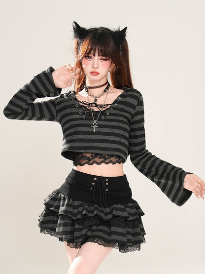 華やかなティアードスカート ブラックストライプ レーストリム レースアップウエスト