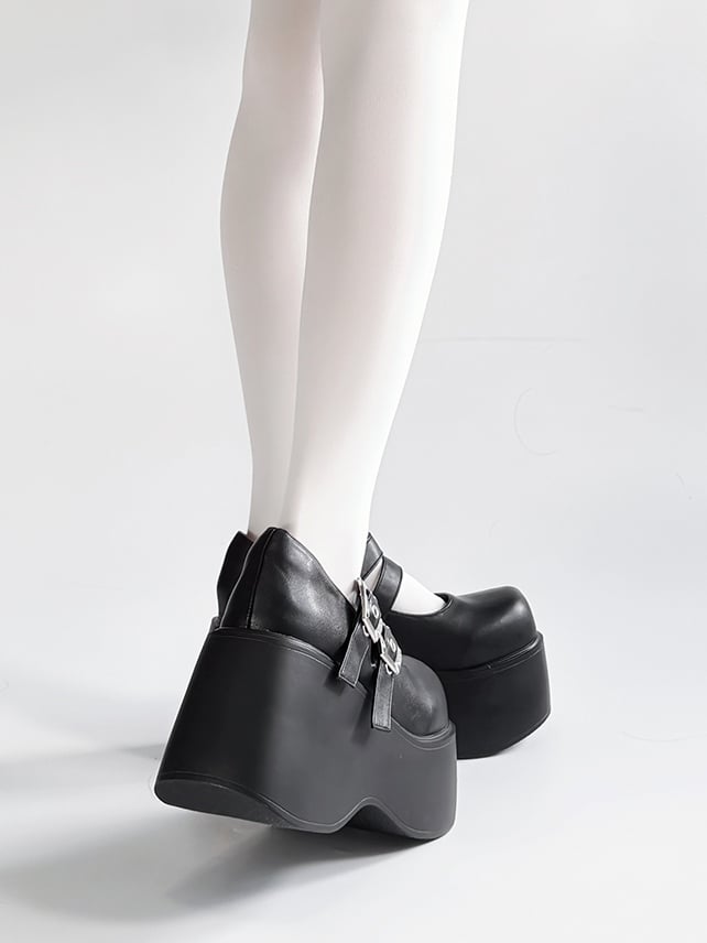 Platform Coffin PU with Shoes Clasp Matte Ornate in Black
