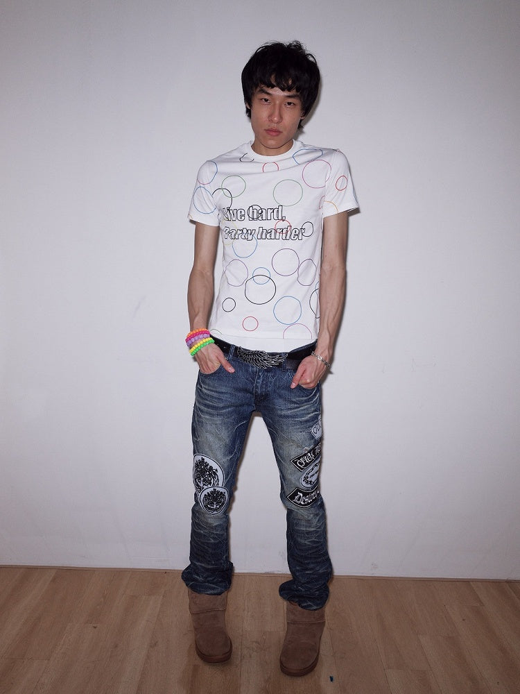 Festival Fitted White Tee with Letter and Circle Print - CHAI