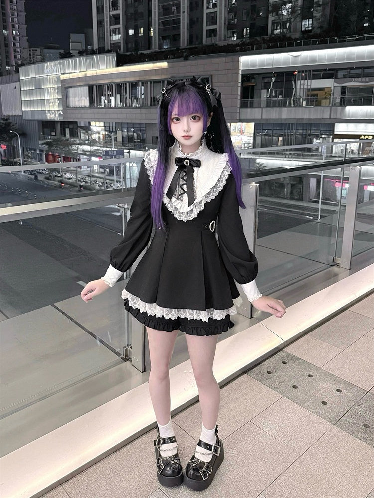 Lace Buckles Trim Two-Piece Top White Kei Set Matching Heart Jirai with Waist | Shorts Black