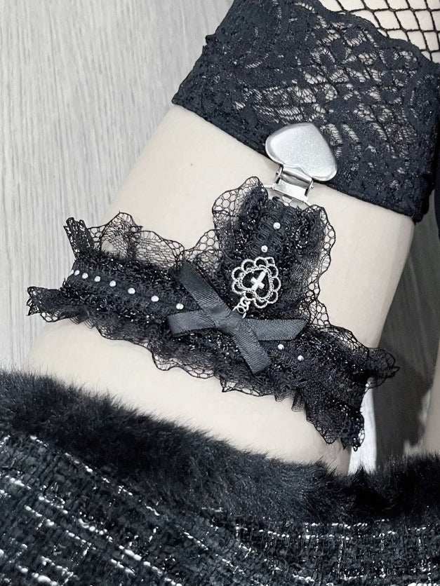 Lace Leg Garter with Heart Pendant and Metal Buckle - Magic Diary