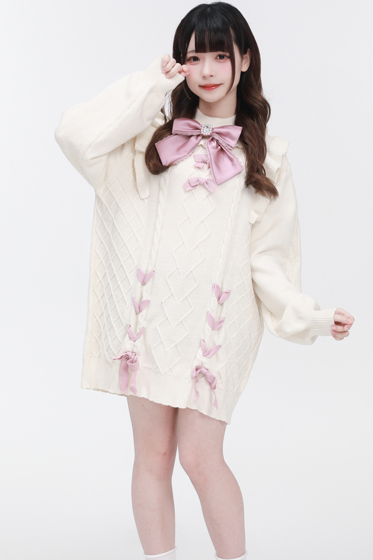 Pullover mit fliegendem Halsausschnitt und hohen Ärmeln