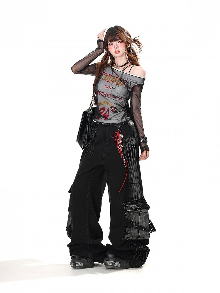 Lockere Jeans mit weitem Bein und Cargotaschen in verblasster Waschung in Schwarz