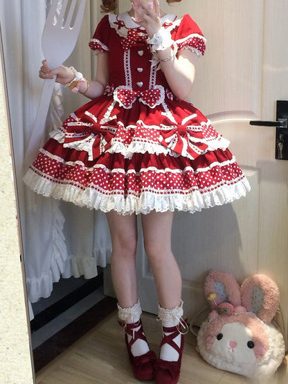赤い耳の襟、甘いロリータドレス、ドット柄のバニー、水玉模様のアクセント、リボンバック