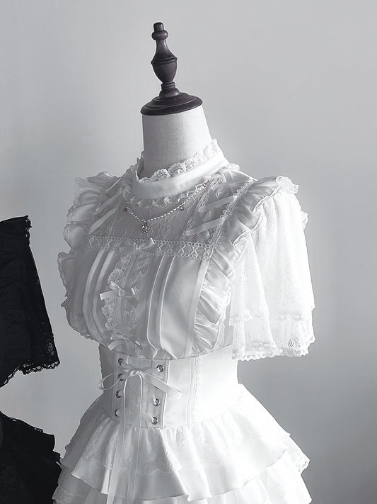 Ärmel Jirai Kei Weiße kurze Bluse mit überkreuztem Illusionsausschnitt und Perlenketten