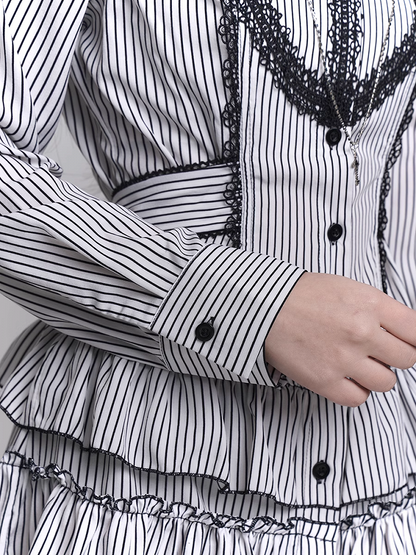 Skirt Black Gothic and White Tiered Lace Cross