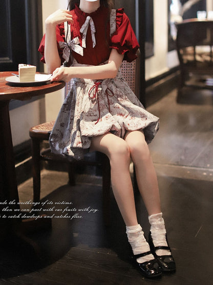 Weinrotes Jacquard-Overallkleid mit Ballonrock und Schnürung in der Taille