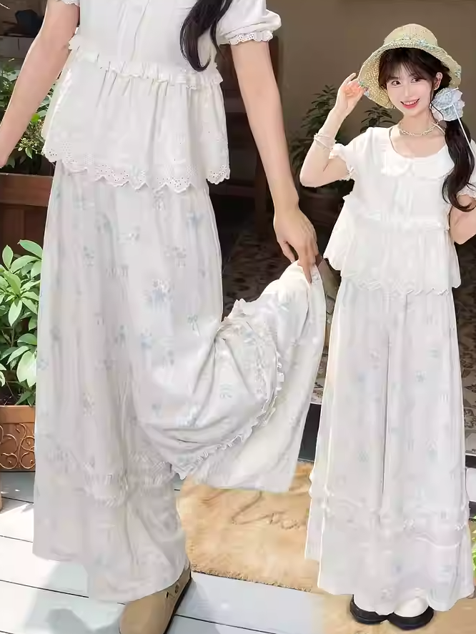 Blaue Blumenmuster-Version Weiße Chiffon-Taille Weite Beinhose Elastisch Normal/Kurz