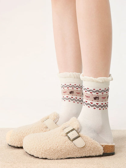 Cotton Geometric Pattern Ruffled Socks Trim and Black/White/Gray House