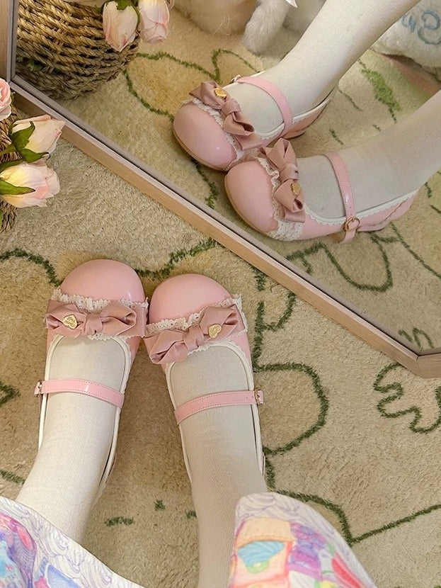 Elegant Lolita Light Pink Mary Janes - Heart-Embellished Bow with Lace Trim & Scalloped Edge