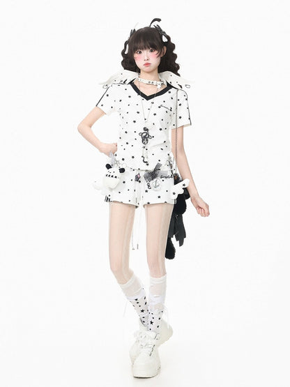 White Star Print V-Neck Tee with Wing Back Design - Languid Park