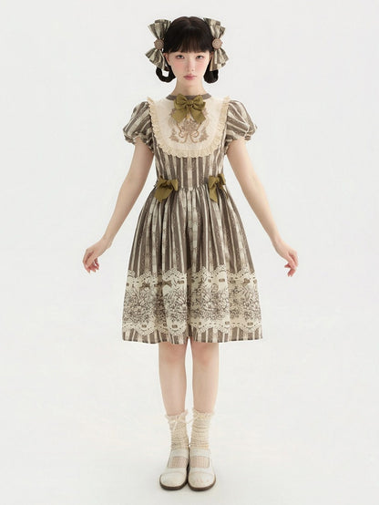 Version Lolita Embroidery Bodice Floral Pattern One and Brown Bowknot Short Striped Piece Classic
