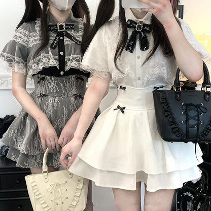 ジライケイ ブラック/ホワイト/ブラックホワイト レースケープデザイン 半袖ブラウス