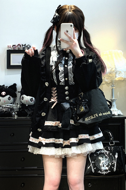 Strickjacke mit Spitzenschleife und losem Band