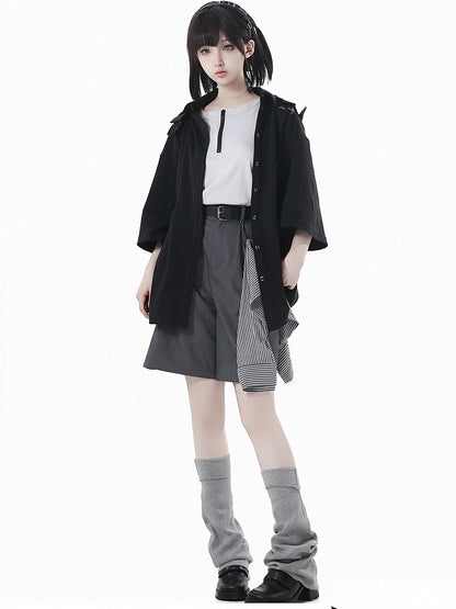 ストライプグレーのカジュアルバックルベルトショーツ