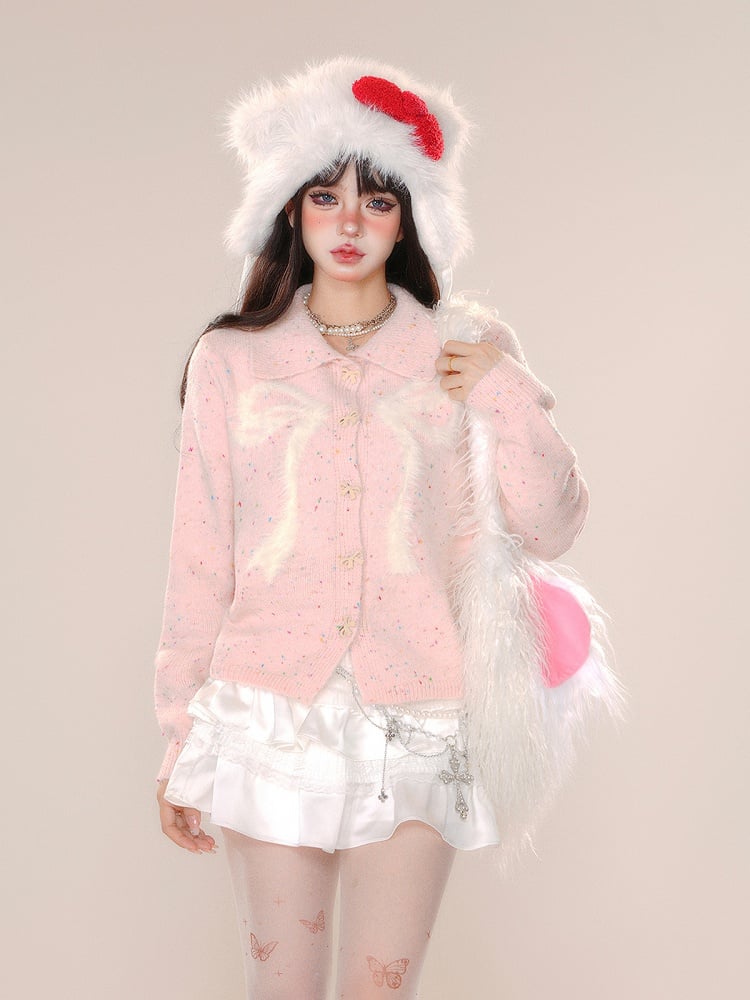 Rosa Strickjacke mit Schleife und Knopfleiste