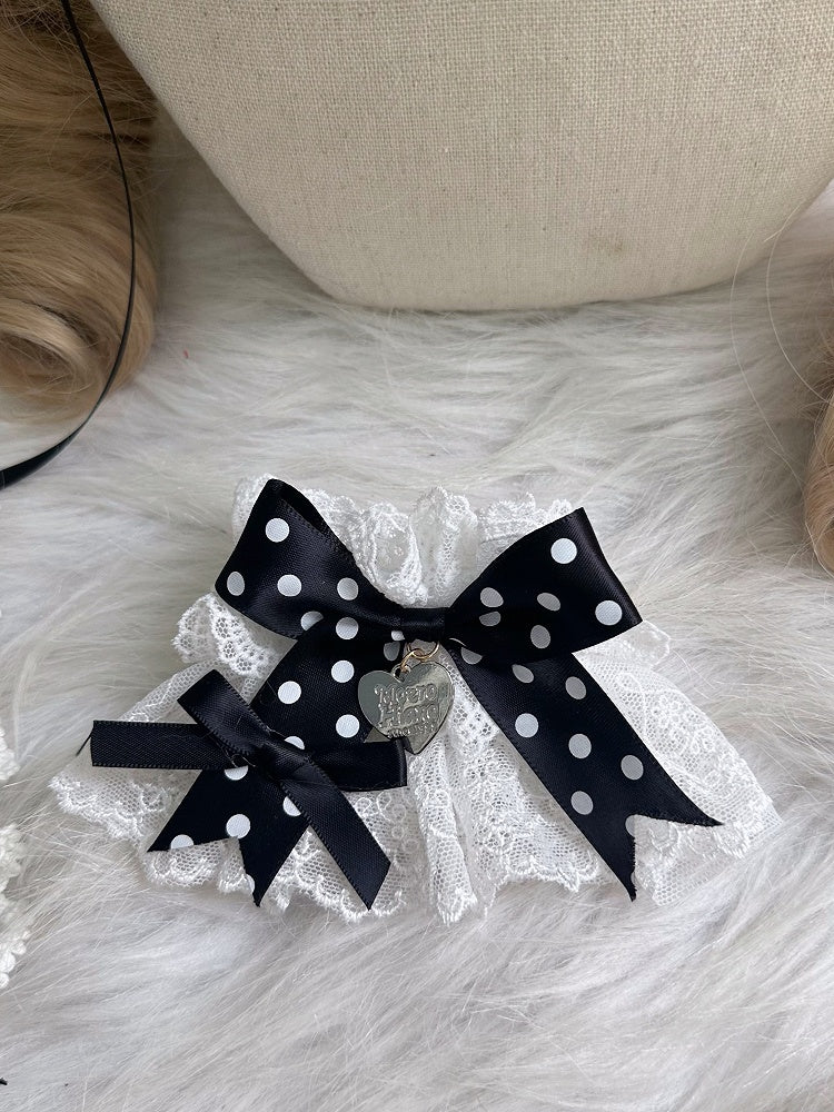 and Polka-dot White Cuffs Bow Pattern Black Lace Wrist