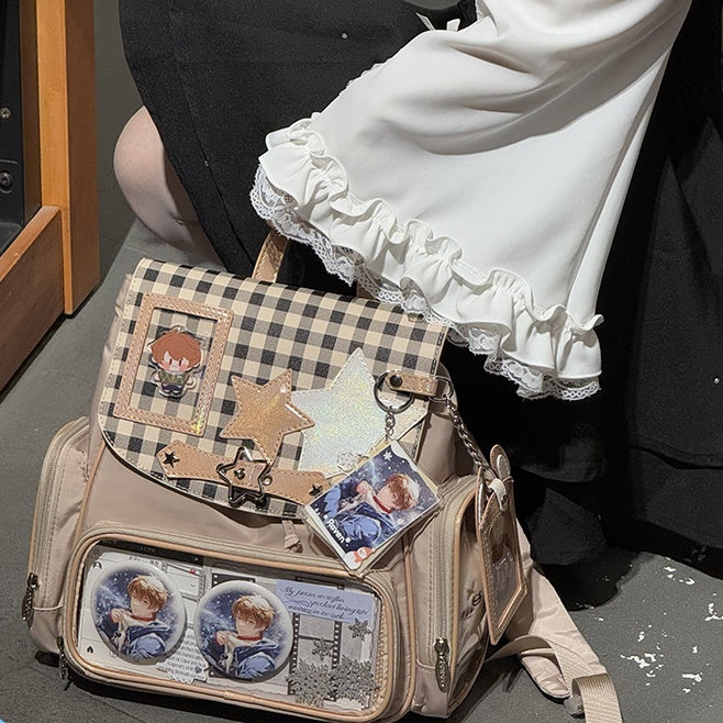 Khakifarbener abnehmbarer Rucksack mit Ita-Ohrkartenanhänger und Hase und Halter