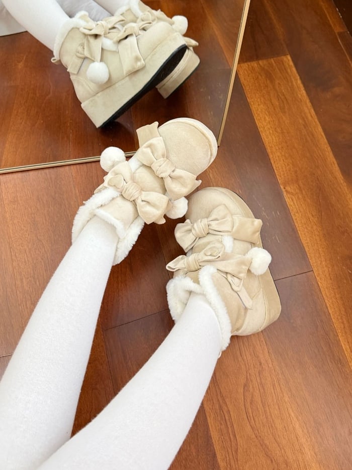 Futterstiefel Apricot Design Fleece Herz Plateau Schleife Süße Details Gemütliche Winterakzente