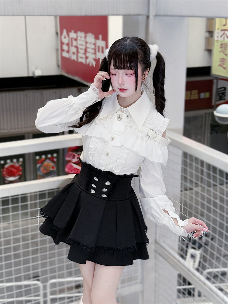 Blouse: White Jirai Buttons Pure Sweetheart Kei