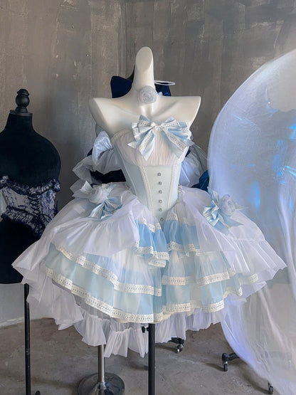 Blaues, trägerloses, bauschiges Balletcore-Kleid mit Taillenstäbchen