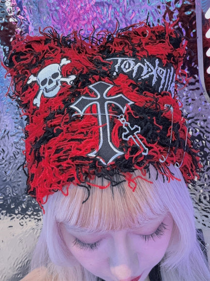 Punk-Strickmütze mit Skelett-Stickerei