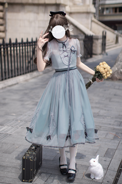 ブローチドレス ノスタルジックリボントップ + 旅するアリスアウター