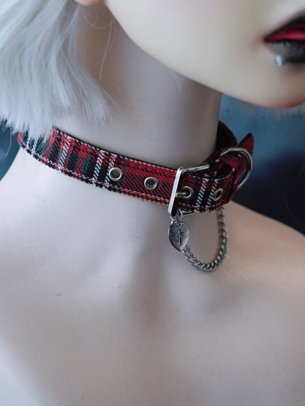 Choker Pendant Gothic And Plaid Cross Heart Decorated Chain RedGreen