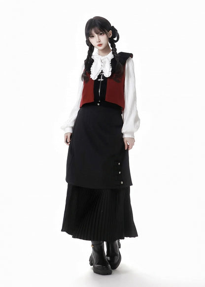 黒と赤のプラッシュカラーの蝶結びベスト