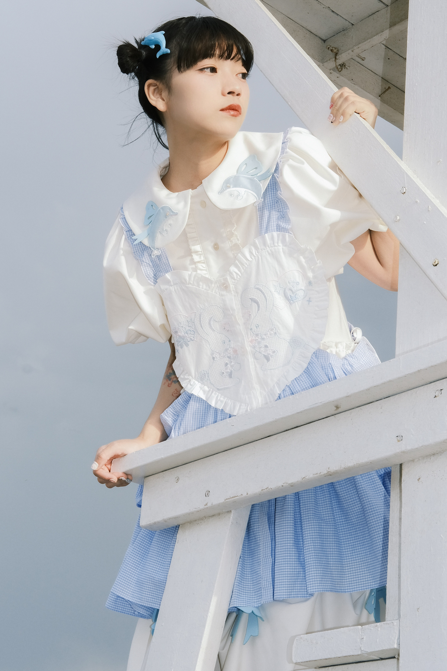 Prinzessinnenkleid mit Ballonärmeln und Schleife