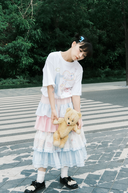 カラフルに揺れるフリルタワースカート