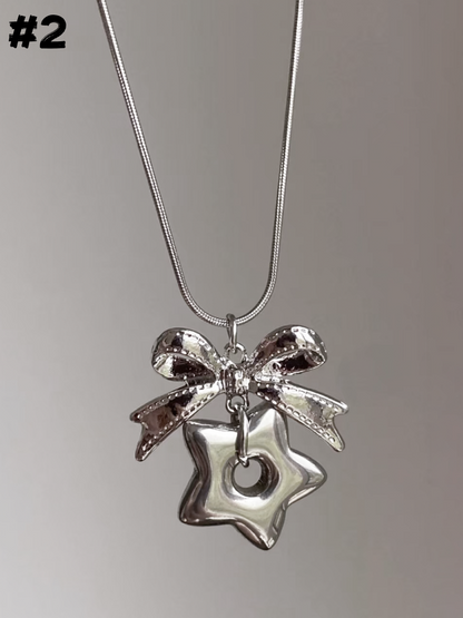 Halskette mit Schleifenanhänger in Silber