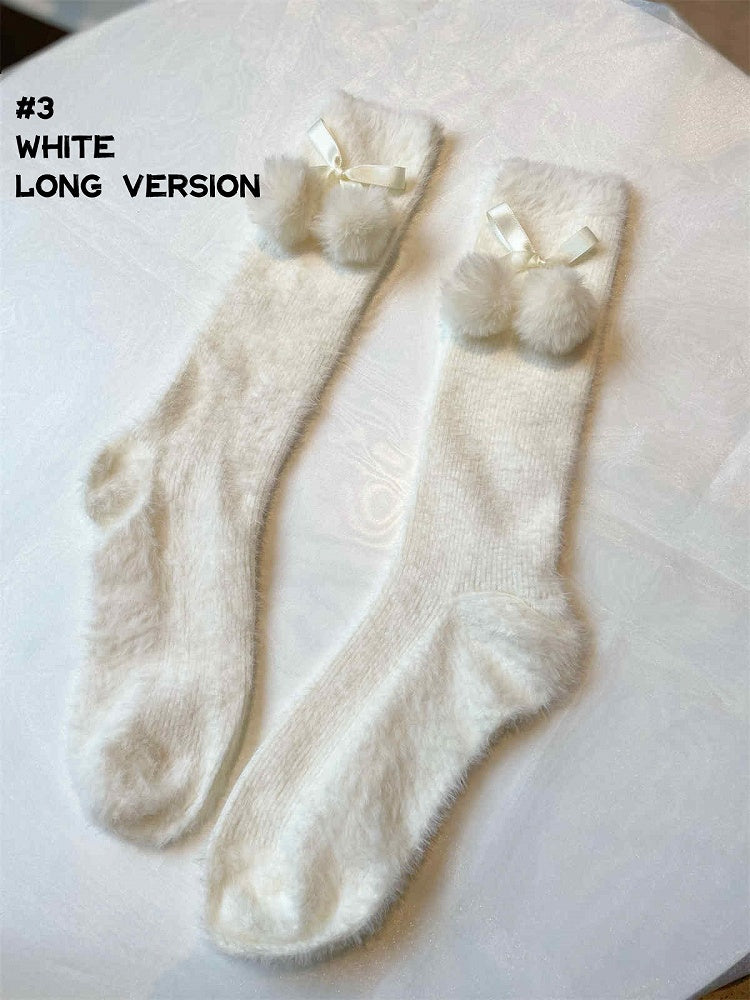6 Optionen Rot/Weiße Knöchel-/Wadensocken mit Schleifen-Pompons