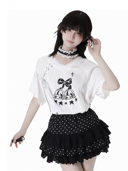 Free Choker T-Shirt White V-Neck Lace-up Detail Blokecore Graphic with
