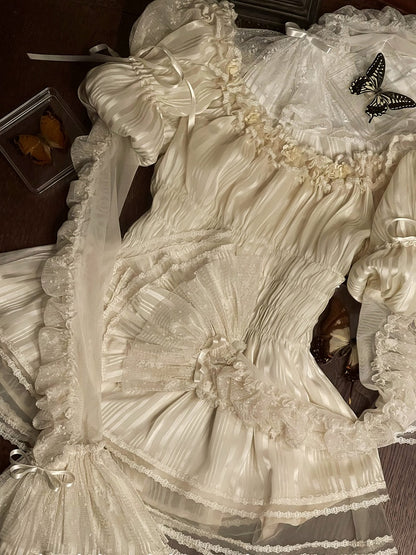 Lace with Beige Lolita Blouse Off-the-shoulder Cuffs