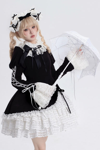 Black and White Ruff Collar Old School Lolita Long Sleeves Dress