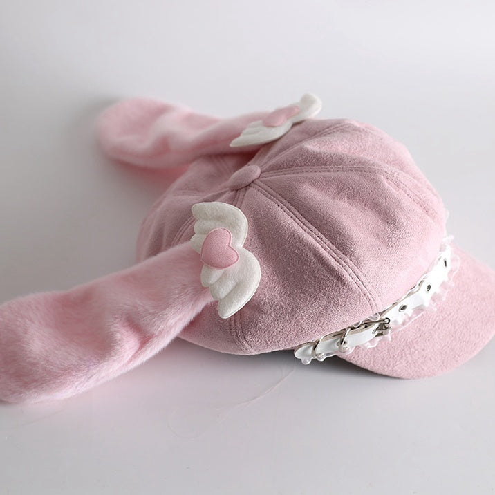 取り外し可能なウサギの耳が付いたピンクのスイートハートウィングベレー帽