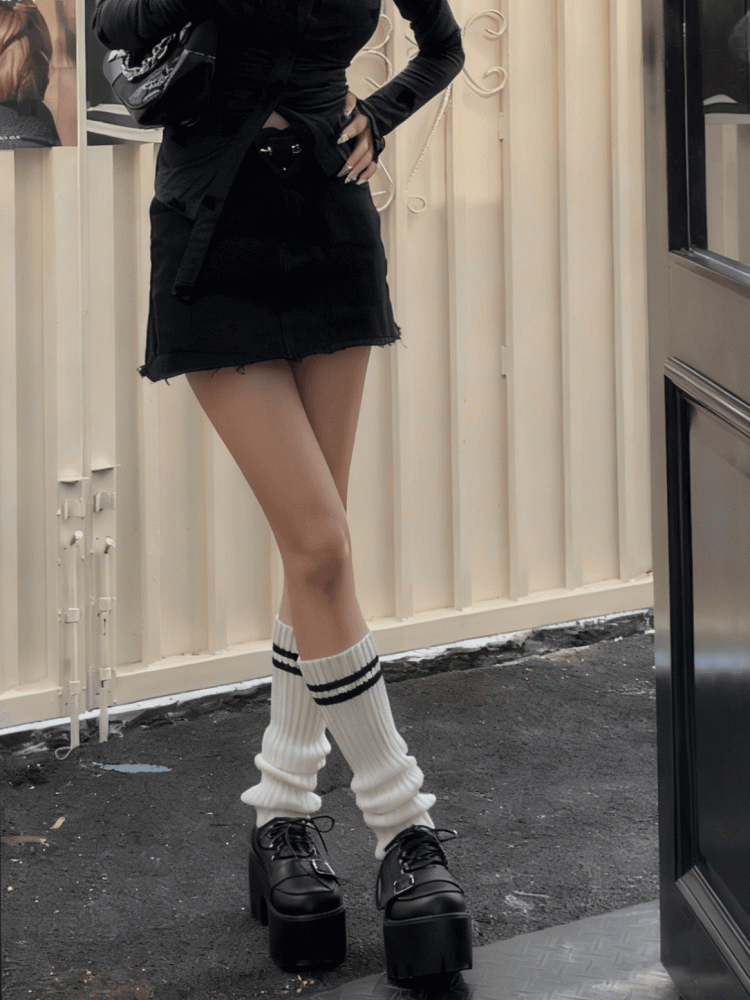 Knitted Black/White Warmers Striped Leg Pattern